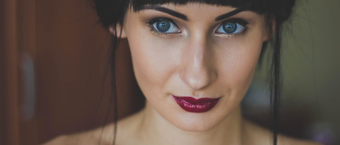 How Eye Colour Redefines Style
